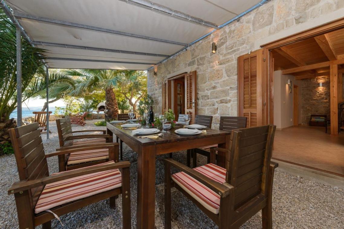 Luxury Beachfront Villa Mare With Private Pool At The Beach Orebic - Peljesac Luaran gambar