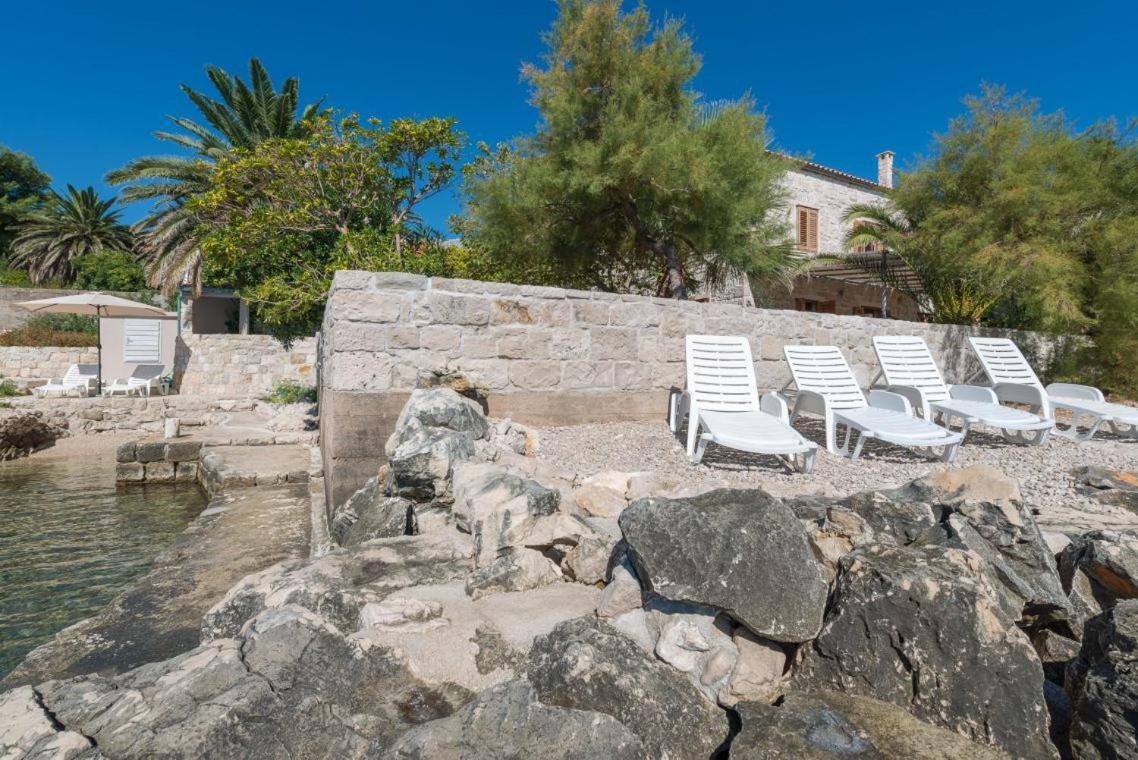 Luxury Beachfront Villa Mare With Private Pool At The Beach Orebic - Peljesac Luaran gambar