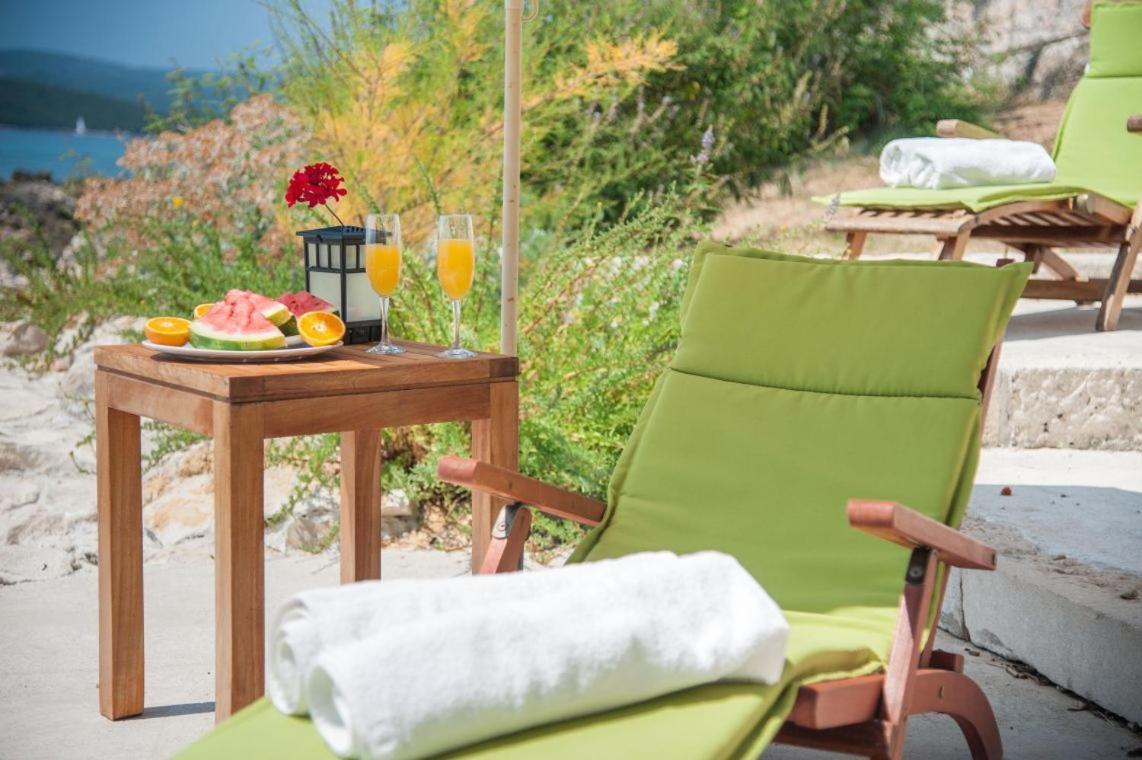 Luxury Beachfront Villa Mare With Private Pool At The Beach Orebic - Peljesac Luaran gambar