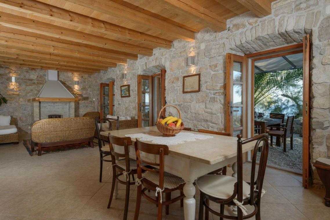 Luxury Beachfront Villa Mare With Private Pool At The Beach Orebic - Peljesac Luaran gambar